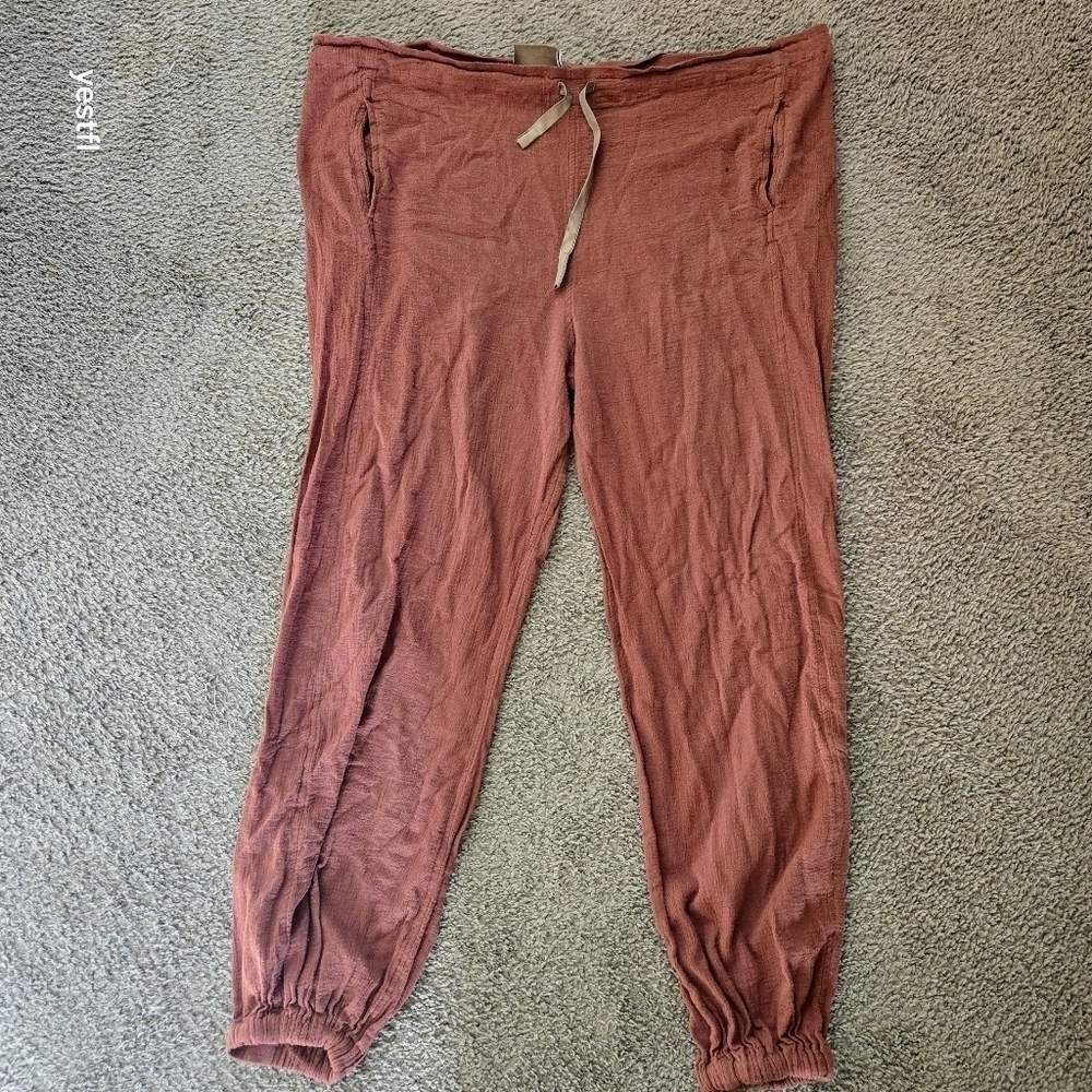 Electric Feathers drawstring lants rust M/L
